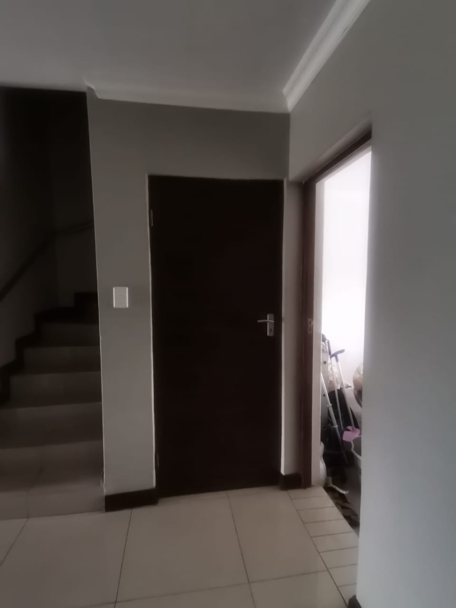 To Let 3 Bedroom Property for Rent in Cashan North West